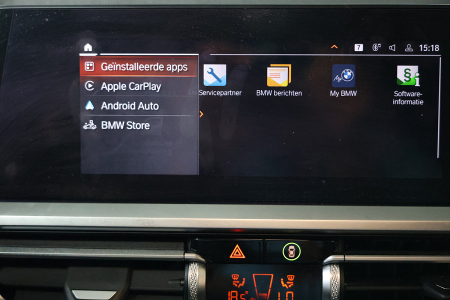 BMW 3 Serie 318i Business Edition AVM SPORTLEDER NAVI CARPLAY DIGI DASH '21