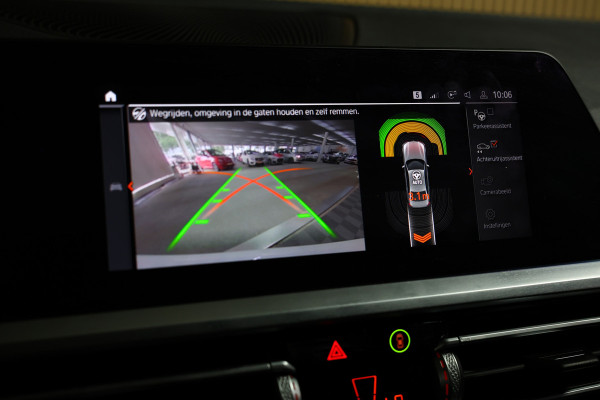 BMW 3 Serie 318i Business Edition AVM SPORTLEDER NAVI CARPLAY DIGI DASH '21