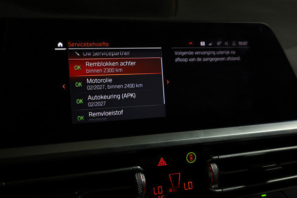 BMW 3 Serie 318i Business Edition AVM SPORTLEDER NAVI CARPLAY DIGI DASH '21