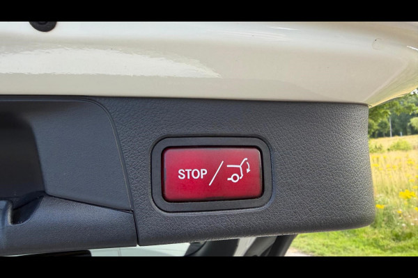 Mercedes-Benz B-Klasse 200 Business Solution AMG | AUTOMAAT | Stoelverwarming | Panorama dak | Achteruitrijcamera | Trekhaak |