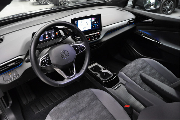 Volkswagen ID.4 Navi ACC Camera Warmtepomp PDC Stuurverwarm. Carplay 19" LM velgen Climate voor & achter Interieur voorverwarming & koeling