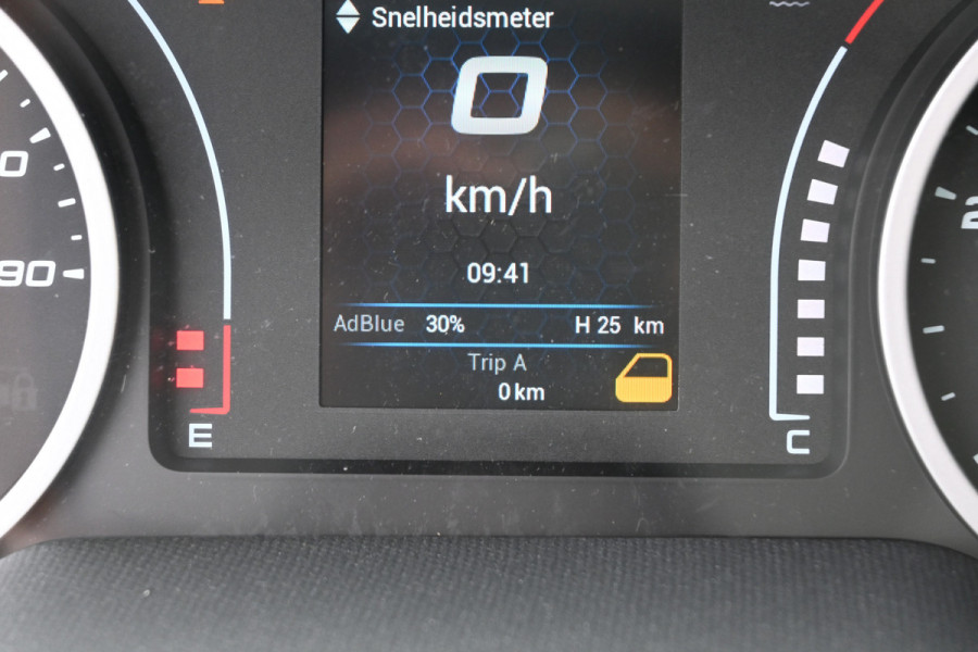 Iveco Daily 35S18 3.0 180 pk L4H2 Maxi Hi-Matic LED, ACC, Geveerde stoel, Camera, Navigatie