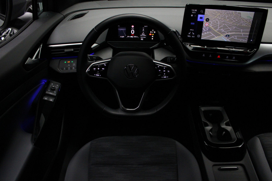 Volkswagen ID.4 Pro 77 kWh Navi ACC Camera Warmtep. Carplay PDC Stuurverwarm. 19" LM velgen Climate (3 zone) Interieur voorverwarming & koeling
