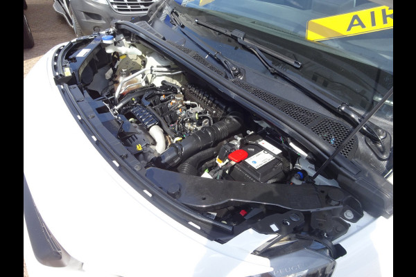 Peugeot Partner 1.2 PureTech Pro BENZINE AIRCO NAVI CRUISE CONTROL PDC SCHUIFDEUR