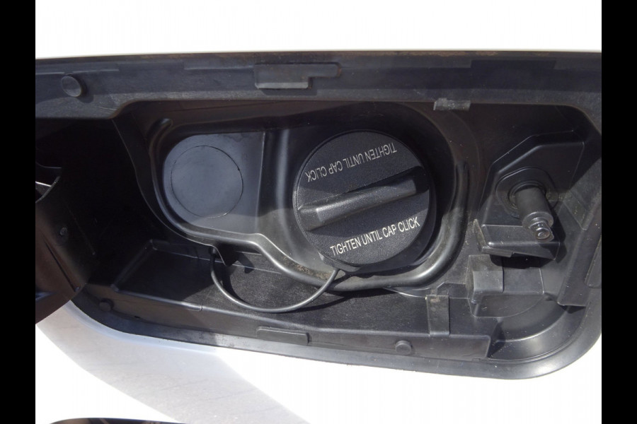 Peugeot Partner 1.2 PureTech Pro BENZINE AIRCO NAVI CRUISE CONTROL PDC SCHUIFDEUR