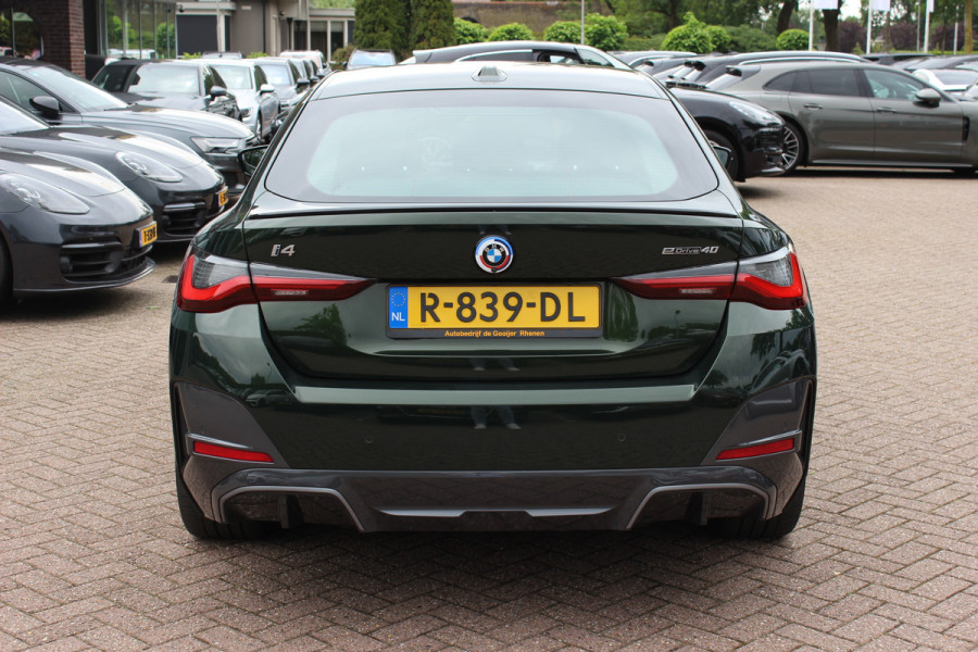 BMW i4 eDrive40 High Executive 84 kWh / SoH 95% / Trekhaak / Schuifdak / Camera / Head-up / Leder / 19'' / CarPlay / Stoelverwarming / Sfeerverlichting / Dodehoek / ACC
