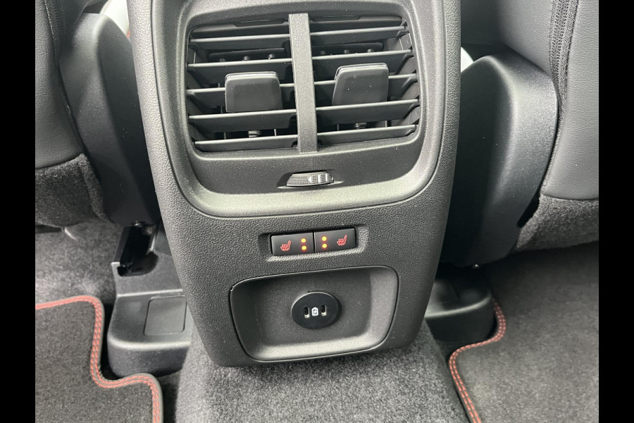 Ford Kuga 2.5 PHEV ST-Line X NIEUWE AUTO! VAN: 49.000,- VOOR: 41.770,- UW WKVOORDEEL: 7.230,- | WINTERPACK | SNEL LEVERBAAR | BTW VERREKENBAAR