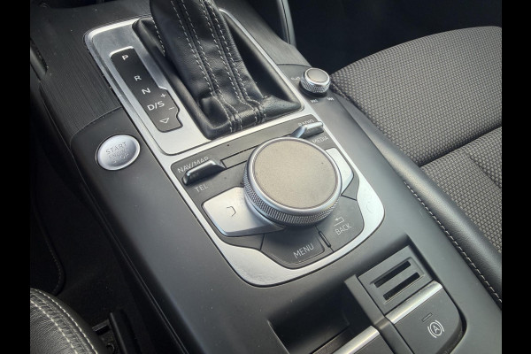 Audi A3 Sportback 35 TFSI CoD Sport S Line | Navigatie | Parkeersensoren | 18 Inch Lichtmetalen Velgen | Climate Control |