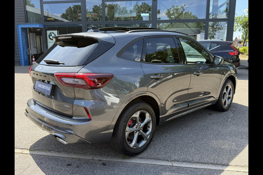 Ford Kuga ST Line X VAN:49.000,- VOOR:41.770,- UW WKVOORDEEL: 7.230| 360 GRADEN CAMERA | PANORAMA DAK | ADAPT. CRUISE CONTROL | STOEL & STUUR VERWARMING | SNEL LEVERBAAR|