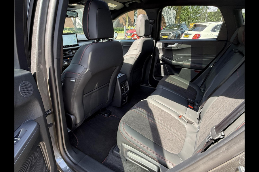 Ford Kuga ST Line X VAN:49.000,- VOOR:41.770,- UW WKVOORDEEL: 7.230| 360 GRADEN CAMERA | PANORAMA DAK | ADAPT. CRUISE CONTROL | STOEL & STUUR VERWARMING | SNEL LEVERBAAR|