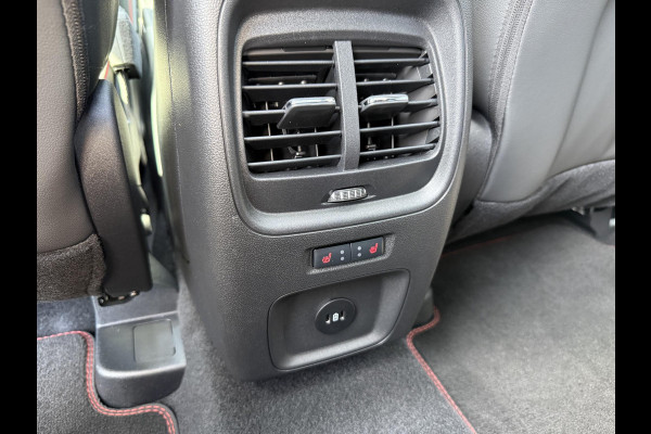 Ford Kuga ST Line X VAN:49.000,- VOOR:41.770,- UW WKVOORDEEL: 7.230| 360 GRADEN CAMERA | PANORAMA DAK | ADAPT. CRUISE CONTROL | STOEL & STUUR VERWARMING | SNEL LEVERBAAR|