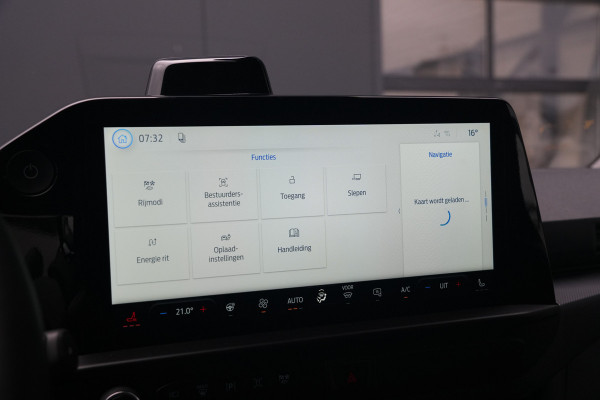 Ford E-Transit Custom 340 L2H1 Limited 71 kWh 218pk - Trekhaak - ACC - B&O - Navi - Stoel/Stuurverwarming - 360 Camera - Blindspot - Rijklaar