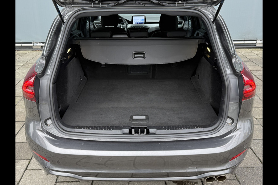 Ford FOCUS Wagon BWJ 2022 | 1.0T 124PK ST Line Style | NW MODEL | TREKHAAK | CLIMA | NAVI | WINTERPACK | CARPLAY | CAMERA | 17'' LMV | PDC 2X |