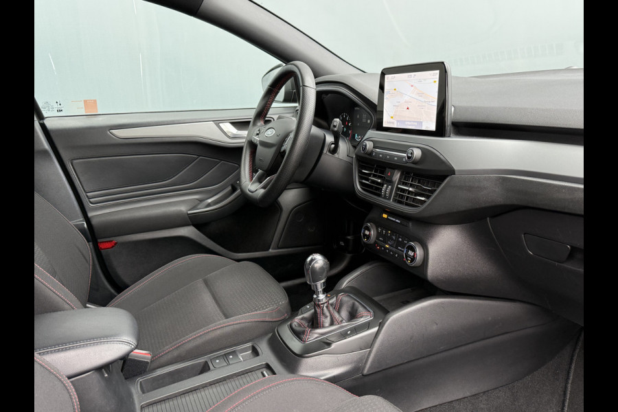Ford FOCUS Wagon BWJ 2022 | 1.0T 124PK ST Line Style | NW MODEL | TREKHAAK | CLIMA | NAVI | WINTERPACK | CARPLAY | CAMERA | 17'' LMV | PDC 2X |