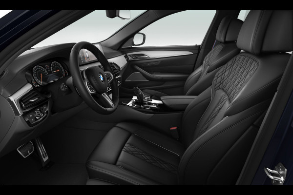 BMW 5 Serie Touring 540i xDrive M-Sport - Pano - Active Steering - Driving Ass Plus - Harman Kardon