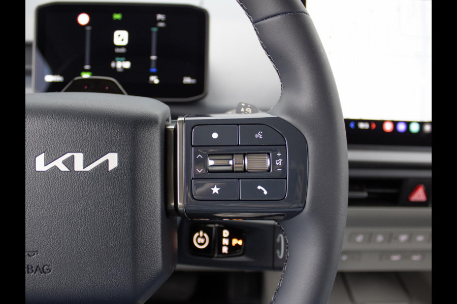 Kia PV5 Passenger Elite Executive 71.2 kWh | Stoel en stuurverwarming | 360 graden camera |  Elektrisch bedienbare schuifdeuren links en rechts |