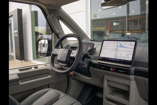Kia PV5 Passenger Elite Executive 71.2 kWh | Stoel en stuurverwarming | 360 graden camera |  Elektrisch bedienbare schuifdeuren links en rechts |
