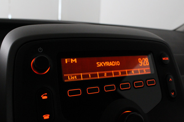 Peugeot 108 1.0 e-VTi Active > Airco/5-deurs/12 maanden BOVAG garantie