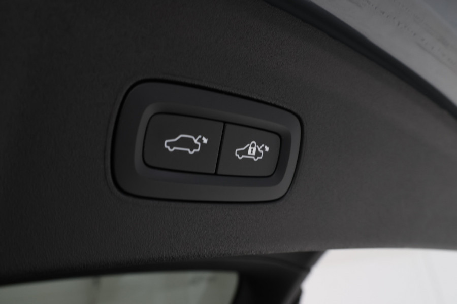 Polestar 2 Long Range Single Motor 78 kWh SOH 94%  Panorama Thundergrey!