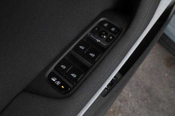 Polestar 2 Long Range Single Motor 78 kWh SOH 94%  Panorama Thundergrey!