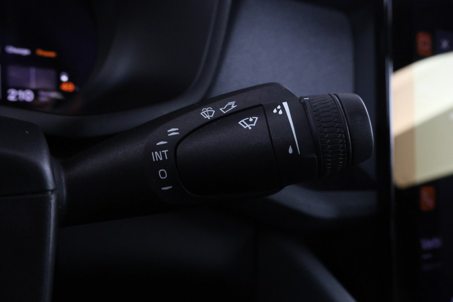 Polestar 2 Long Range Single Motor 78 kWh SOH 94%  Panorama Thundergrey!