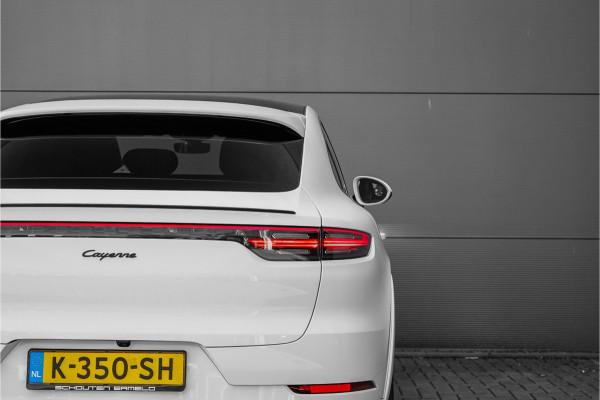 Porsche Cayenne Coupé 3.0 E-Hybrid Sport Design & Chrono 4WS ACC Stoelvent 22"