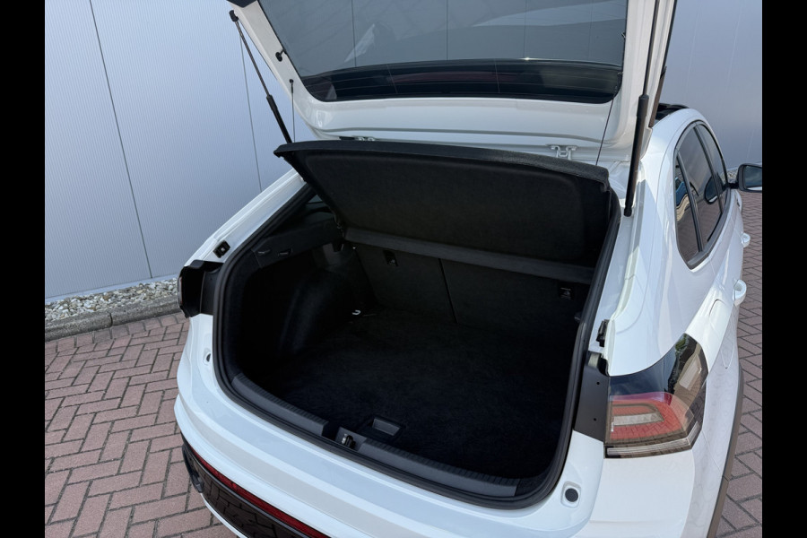 Volkswagen Taigo 1.0TSI 110pk DSG R-Line | Pano dak