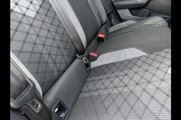 Volkswagen Taigo 1.0TSI 110pk DSG R-Line | Pano dak
