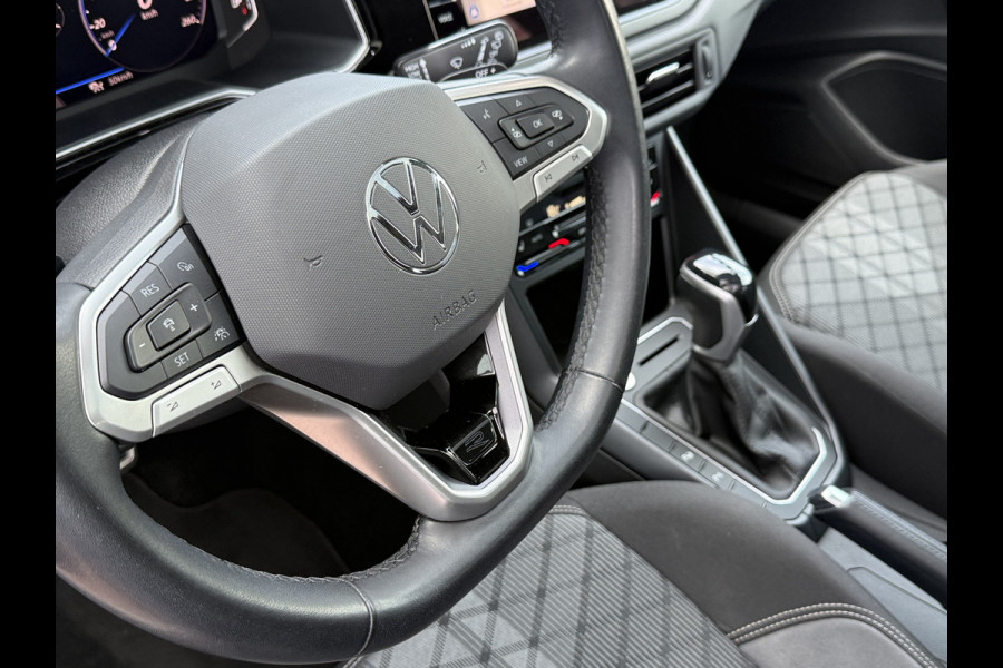 Volkswagen Taigo 1.0TSI 110pk DSG R-Line | Pano dak
