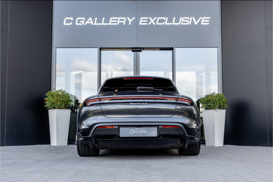 Porsche Taycan Cross Turismo 4S 93 kWh - Sport Chrono + | Panorama | Bose | Stoelkoeling | Passenger Display