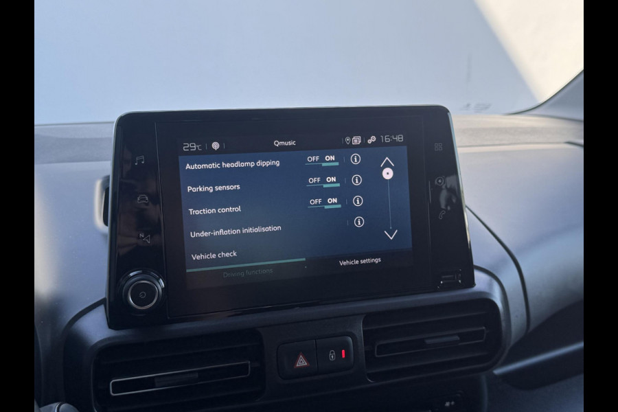 Citroën E-Berlingo Shine 50 kWh | Trekhaak | Parkeercamera | Prijs is rijklaar