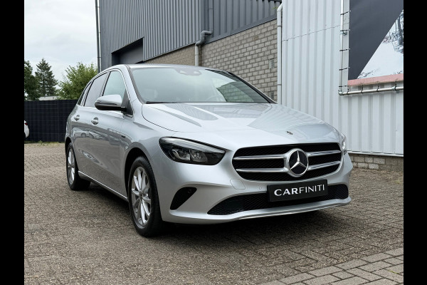 Mercedes-Benz B-Klasse 250 e 218 Pk | Navigatie | Cruise |Clima | Camera | Zwarte hemelbekleding | Sfeerverlichting | 17".