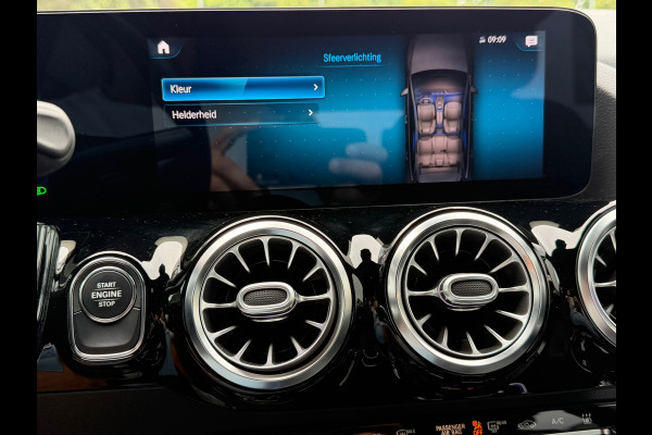 Mercedes-Benz B-Klasse 250 e 218 Pk | Navigatie | Cruise |Clima | Camera | Zwarte hemelbekleding | Sfeerverlichting | 17".