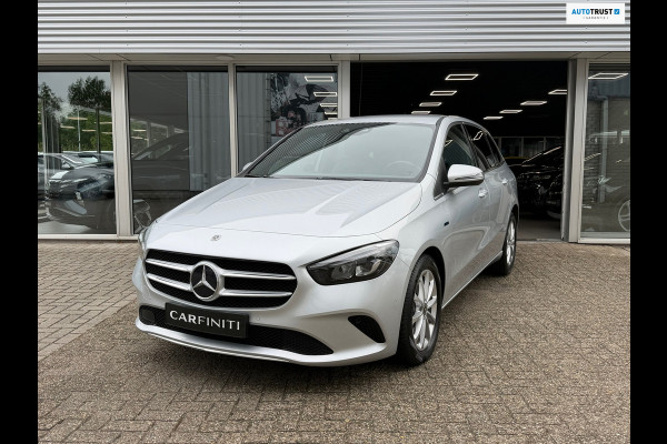 Mercedes-Benz B-Klasse 250 e 218 Pk | Navigatie | Cruise |Clima | Camera | Zwarte hemelbekleding | Sfeerverlichting | 17".