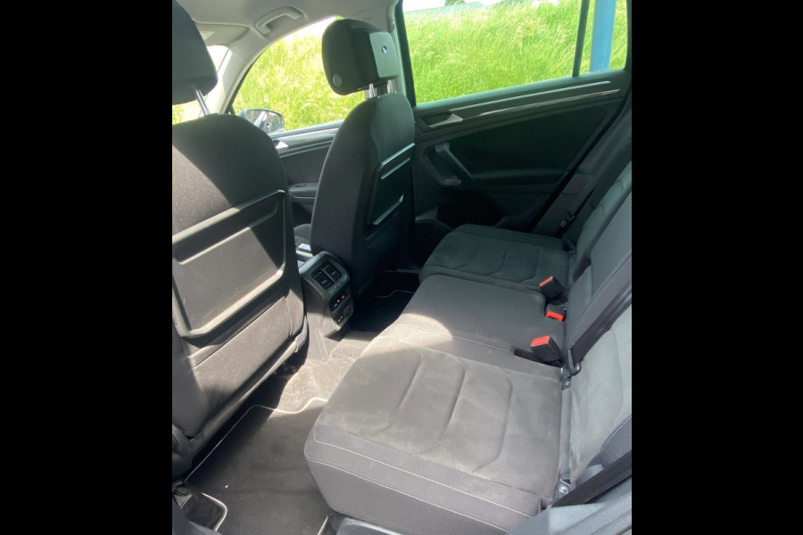Volkswagen Tiguan 1.4 TSI Comfortline Business 2019 Facelift/ Clima/ Cam/ Carplay/ Adaptive