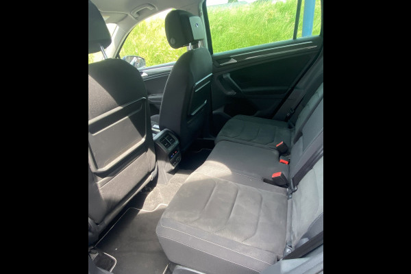 Volkswagen Tiguan 1.4 TSI Comfortline Business 2019 Facelift/ Clima/ Cam/ Carplay/ Adaptive