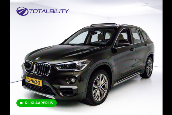 BMW X1 sDrive20i High Exec. X-Line | Afn. trekhaak | Panoramadak | Elec. verst stoel met geheugen | Camera | Elec. achterklep | Navigatie, Stoelverwarming, Headup, Climate control