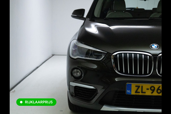 BMW X1 sDrive20i High Exec. X-Line | Afn. trekhaak | Panoramadak | Elec. verst stoel met geheugen | Camera | Elec. achterklep | Navigatie, Stoelverwarming, Headup, Climate control