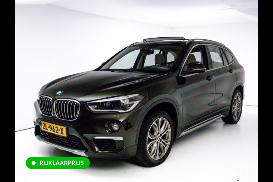 BMW X1 sDrive20i High Exec. X-Line | Afn. trekhaak | Panoramadak | Elec. verst stoel met geheugen | Camera | Elec. achterklep | Navigatie, Stoelverwarming, Headup, Climate control
