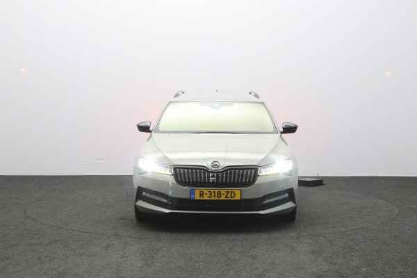 Škoda Superb Combi 1.4 TSI iV 218 PK Sportline Business PHEV, Kuipstoelen, Trekhaak, Memory, 4 x Stoelverwarming