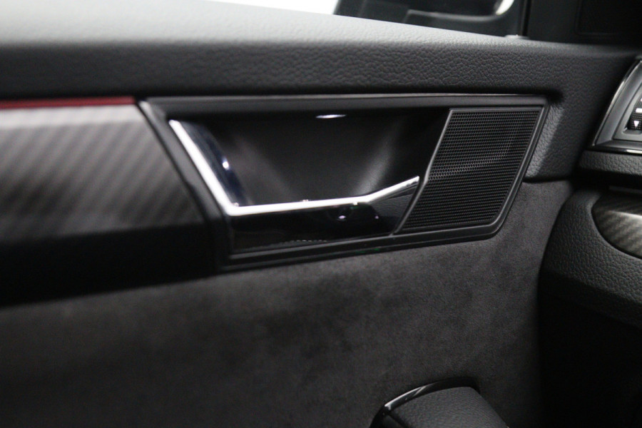 Škoda Superb Combi 1.4 TSI iV 218 PK Sportline Business PHEV, Kuipstoelen, Trekhaak, Memory, 4 x Stoelverwarming