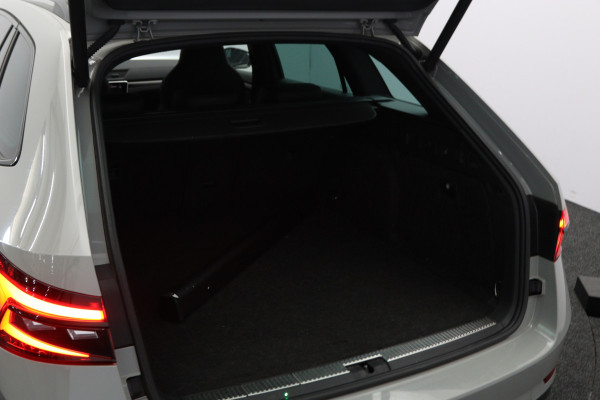 Škoda Superb Combi 1.4 TSI iV 218 PK Sportline Business PHEV, Kuipstoelen, Trekhaak, Memory, 4 x Stoelverwarming