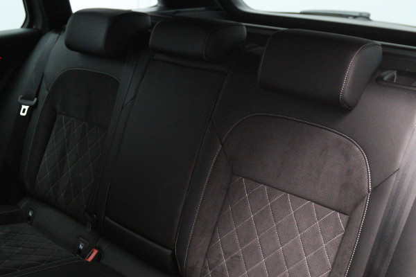 Škoda Superb Combi 1.4 TSI iV 218 PK Sportline Business PHEV, Kuipstoelen, Trekhaak, Memory, 4 x Stoelverwarming
