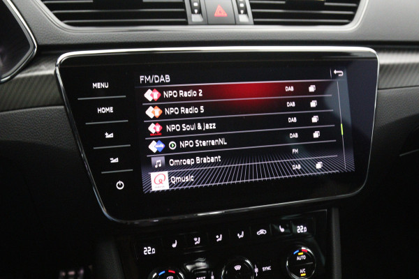 Škoda Superb Combi 1.4 TSI iV 218 PK Sportline Business PHEV, Kuipstoelen, Trekhaak, Memory, 4 x Stoelverwarming
