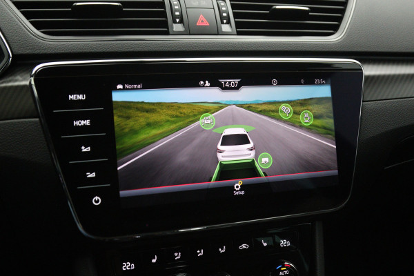 Škoda Superb Combi 1.4 TSI iV 218 PK Sportline Business PHEV, Kuipstoelen, Trekhaak, Memory, 4 x Stoelverwarming