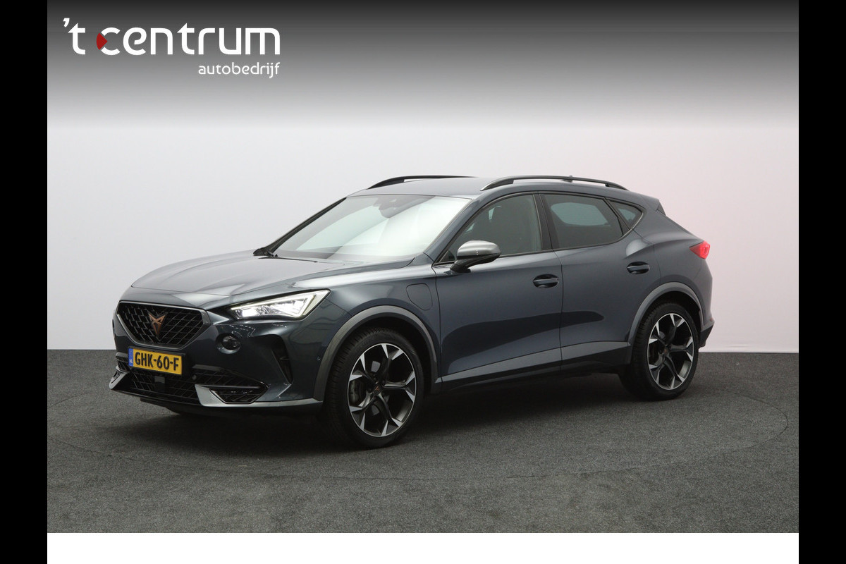 CUPRA Formentor 1.4 e-Hybrid 204 PK Adrenaline PHEV, Winterpakket, Adap. Cruise Control, Carplay, Camera