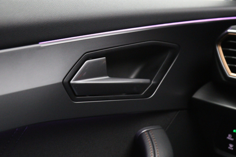 CUPRA Formentor 1.4 e-Hybrid 204 PK Adrenaline PHEV, Winterpakket, Adap. Cruise Control, Carplay, Camera