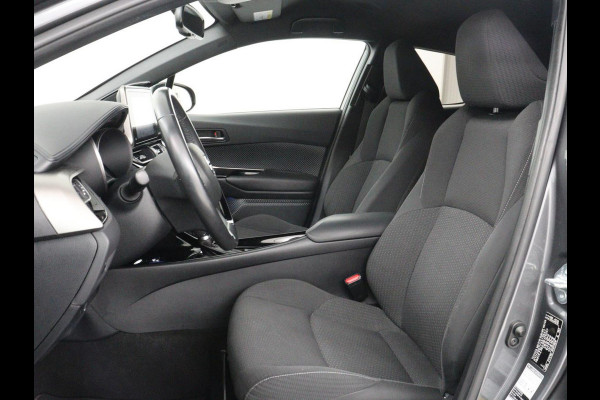 Toyota C-HR 1.8 Hybrid Dynamic | Trekhaak | JBL sound | Adaptive cruise control | Climate control | Navigatie | Camera | Bluetooth | Stoelverwarming | Side assist | Park assist