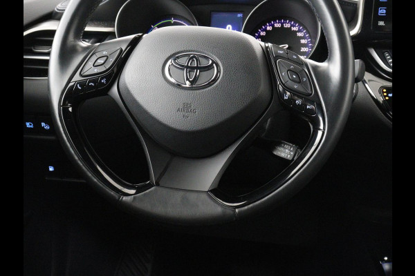 Toyota C-HR 1.8 Hybrid Dynamic | Trekhaak | JBL sound | Adaptive cruise control | Climate control | Navigatie | Camera | Bluetooth | Stoelverwarming | Side assist | Park assist