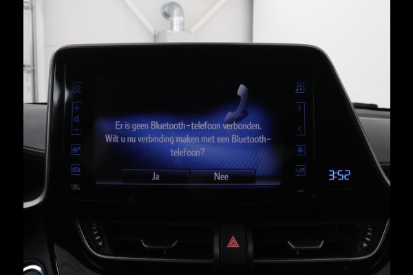 Toyota C-HR 1.8 Hybrid Dynamic | Trekhaak | JBL sound | Adaptive cruise control | Climate control | Navigatie | Camera | Bluetooth | Stoelverwarming | Side assist | Park assist